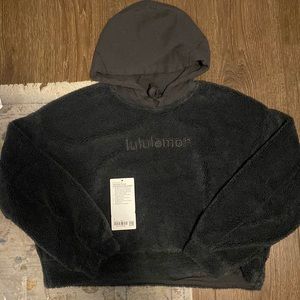 LULULEMON SCUBA FLEECE NWT